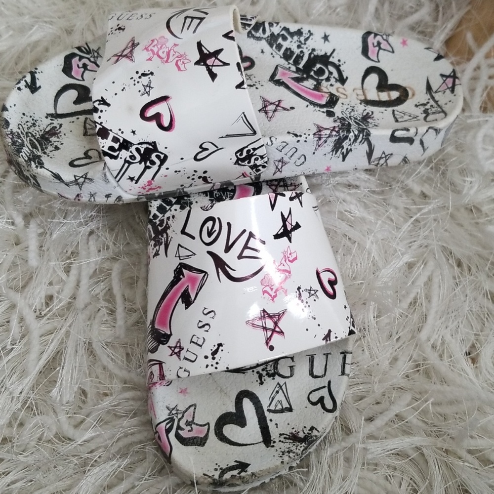 Guess girls size1 slide sandals